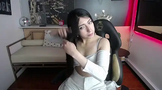 Angela Diaz  online show from 12/09/24, 06:25