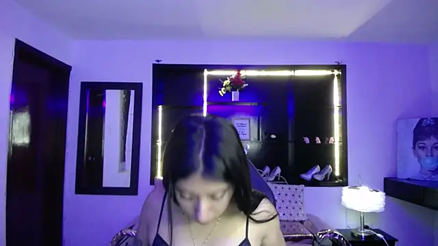 Angela Diaz  online show from 01/27/25, 12:37