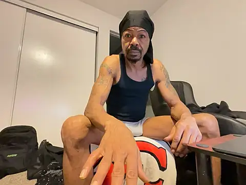 skarfosbabes69 online show from 12/29/24, 04:48