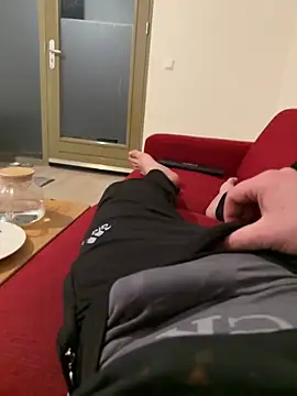 Snapshot of Mustafa-231 chatting on 11/28/25, 02:36 Mustafa-231 online show from 11/28/25, 02:36