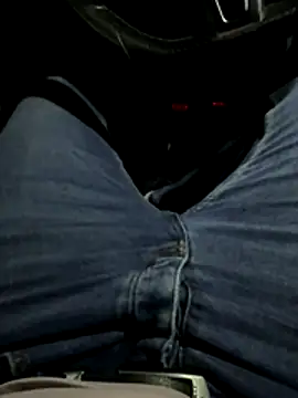 Snapshot of Mustafa-231 chatting on 12/03/25, 07:45 Mustafa-231 online show from 12/03/25, 07:45