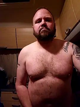 Snapshot of stocky42 chatting on 12/06/24, 04:14 stocky42 online show from 12/06/24, 04:14