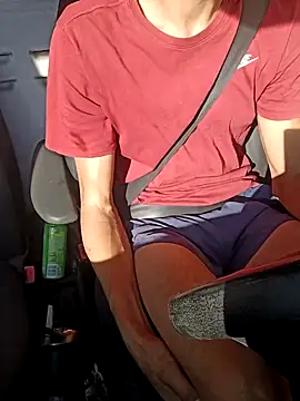 Snapshot of dariodario chatting on 09/18/25, 07:32 dariodario online show from 09/18/25, 07:32