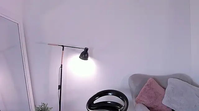 EmmaaCoel online show from 12/20/24, 08:45