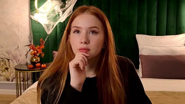 MichelleReid online show from 10/22/25, 03:07