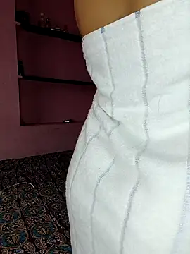 Snapshot of Tamil_Shalini_Lustyy chatting on 10/16/25, 04:24 Tamil Shalini Lustyy online show from 10/16/25, 04:24