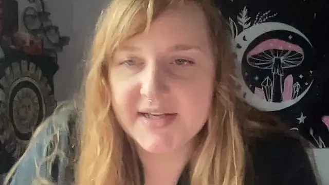 thickgingergoddess online show from 02/06/25, 08:02