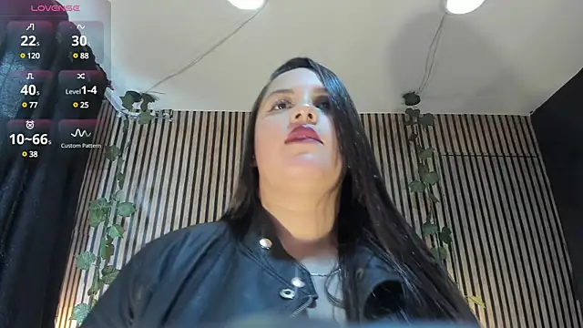 Victoria Ponce1 online show from 01/06/25, 07:35