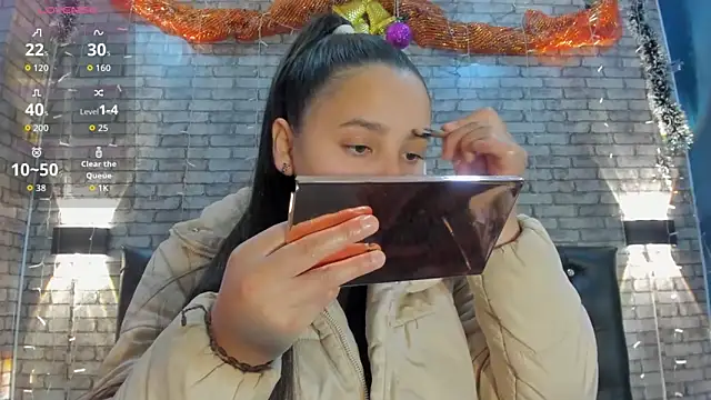 Victoria Ponce1 online show from 12/17/25, 06:14