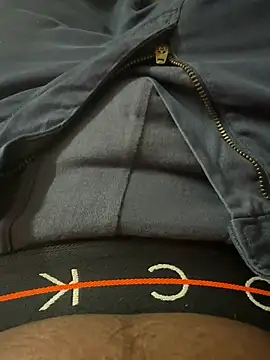 Snapshot of BerlinMan1499 chatting on 12/17/24, 07:37 BerlinMan1499 online show from 12/17/24, 07:37