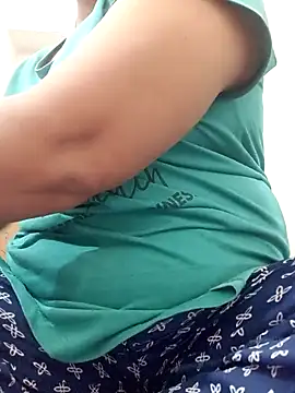 Snapshot of KEEP536 chatting on 12/04/25, 05:06 KEEP536 online show from 12/04/25, 05:06