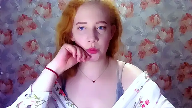 Snapshot of MelxMellie chatting on 04/05/26, 10:51 MelxMellie online show from 04/05/26, 10:51