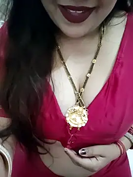 Snapshot of Mayuri77 chatting on 10/31/25, 08:26 Mayuri77 online show from 10/31/25, 08:26