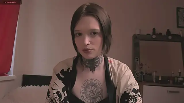 Snapshot of Simona_Rain chatting on 05/16/26, 01:21 Simona Rain online show from 05/16/26, 01:21