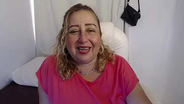 Xileny-Halliwey online show from 09/19/25, 03:45