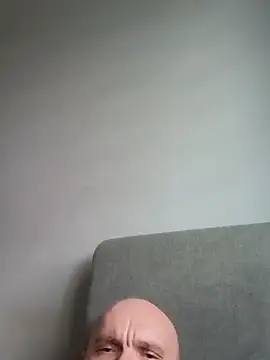 Ak0904 online show from 10/27/25, 07:23