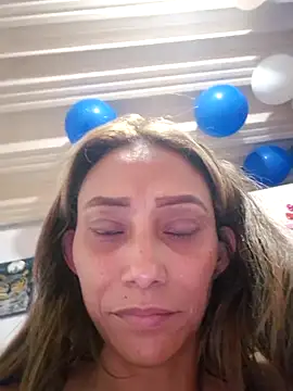 Snapshot of salome_drasin chatting on 06/07/26, 05:44 salome drasin online show from 06/07/26, 05:44