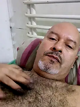Juan 45 online show from 05/19/26, 01:39