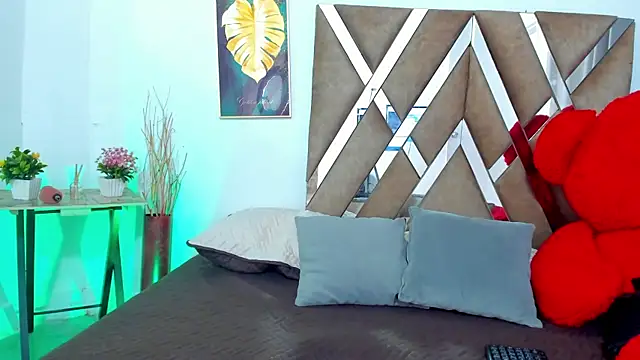 Snapshot of PETTTER_SPENCER chatting on 12/13/24, 01:12 PETTTER SPENCER online show from 12/13/24, 01:12