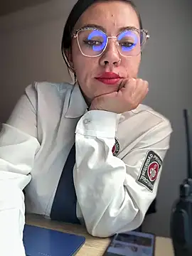 LIZ-06  online show from 10/06/25, 03:09