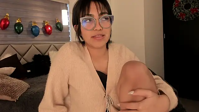 im Luucy online show from 12/26/24, 12:27