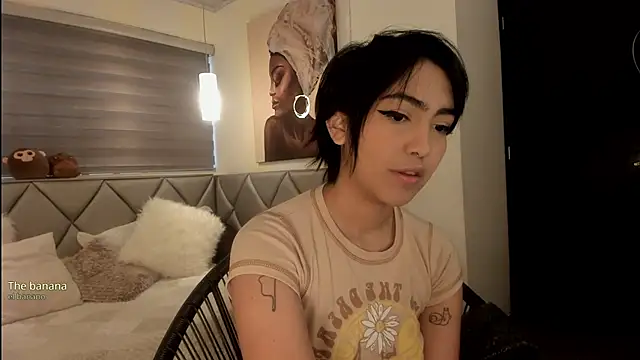 im Luucy online show from 03/21/25, 12:17