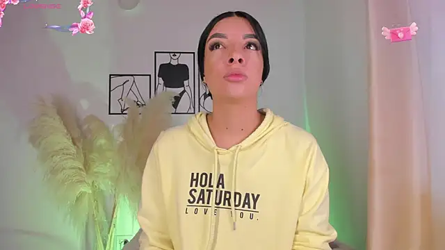 Snapshot of 777AylinZ chatting on 09/20/25, 11:33 777AylinZ online show from 09/20/25, 11:33