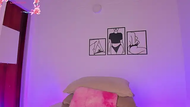 Snapshot of 777AylinZ chatting on 11/04/25, 08:41 777AylinZ online show from 11/04/25, 08:41