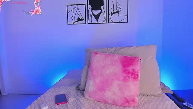 Snapshot of 777AylinZ chatting on 11/16/25, 07:52 777AylinZ online show from 11/16/25, 07:52