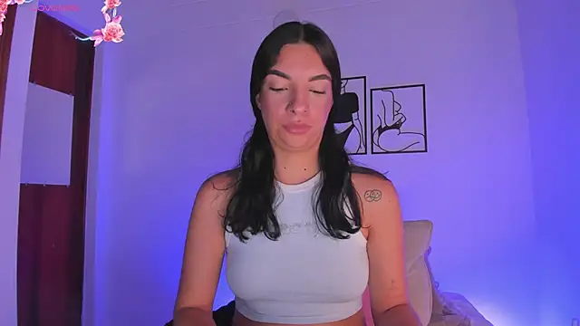 Snapshot of 777AylinZ chatting on 11/18/25, 11:25 777AylinZ online show from 11/18/25, 11:25