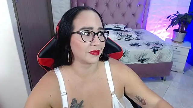 ashleylove prg online show from 12/13/24, 04:22