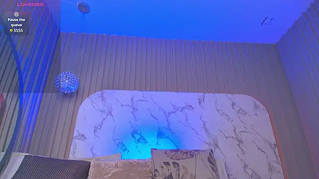 Snapshot of Franchesca_De_Luca chatting on 10/28/25, 11:18 Franchesca De Luca online show from 10/28/25, 11:18