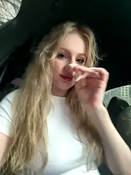 Snapshot of CaseyCumFace chatting on 11/03/25, 08:37 CaseyCumFace online show from 11/03/25, 08:37