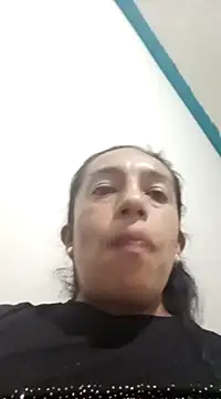 Snapshot of yaz_guzman chatting on 12/15/24, 11:09 yaz guzman online show from 12/15/24, 11:09