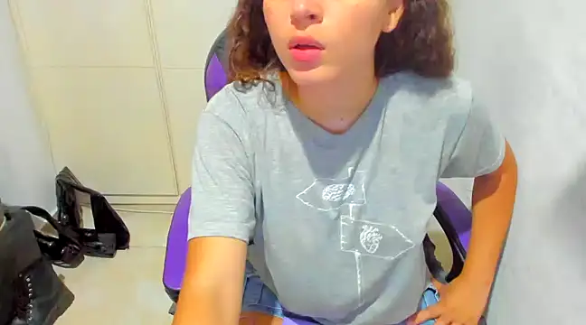 Lily anal squirt  online show from 12/21/24, 07:27