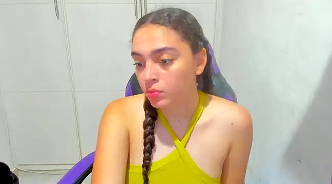 Lily anal squirt  online show from 12/22/24, 07:10