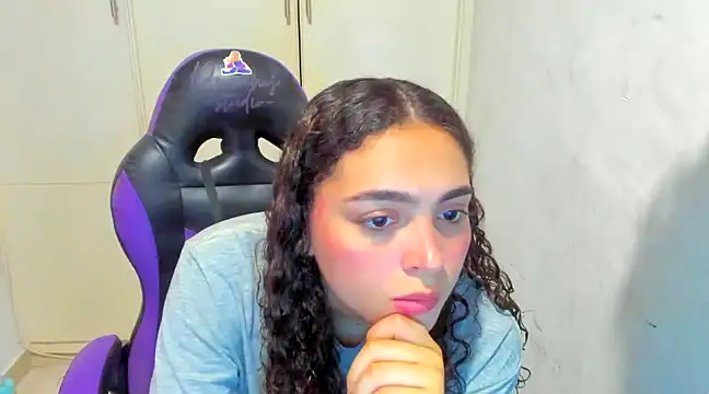 Lily anal squirt  online show from 12/28/24, 08:25