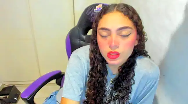 Lily anal squirt  online show from 12/29/24, 08:04