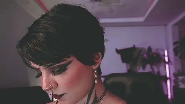 Trinity   s online show from 06/10/26, 04:01