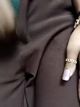 Snapshot of BabySlimmy10 chatting on 01/07/25, 06:05 BabySlimmy10 online show from 01/07/25, 06:05