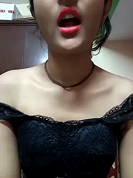 Snapshot of BabySlimmy10 chatting on 02/15/25, 07:06 BabySlimmy10 online show from 02/15/25, 07:06