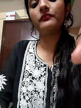 Snapshot of BabySlimmy10 chatting on 03/06/25, 07:43 BabySlimmy10 online show from 03/06/25, 07:43