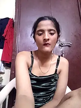 Snapshot of BabySlimmy10 chatting on 12/05/25, 06:15 BabySlimmy10 online show from 12/05/25, 06:15