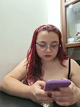 Snapshot of CURVY-HORNY chatting on 07/12/26, 11:18 CURVY-HORNY online show from 07/12/26, 11:18