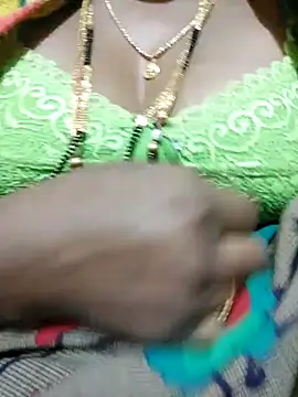 Snapshot of Cute-chinny chatting on 01/19/25, 11:43 Cute-chinny online show from 01/19/25, 11:43