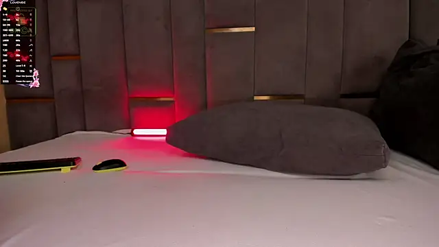 Snapshot of TerryBeauty chatting on 11/27/25, 10:39 TerryBeauty online show from 11/27/25, 10:39