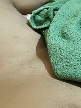 Snapshot of magro-dlc chatting on 12/13/24, 05:16 magro-dlc online show from 12/13/24, 05:16