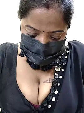 Snapshot of sheela28 chatting on 12/07/24, 02:57 sheela28 online show from 12/07/24, 02:57