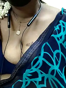 Snapshot of sheela28 chatting on 12/07/24, 09:11 sheela28 online show from 12/07/24, 09:11