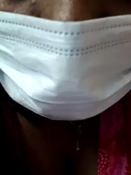 Snapshot of sheela28 chatting on 12/12/24, 11:40 sheela28 online show from 12/12/24, 11:40